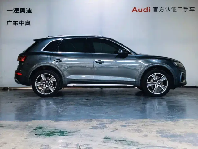 Audi Q5L — Фото автомобиля 3