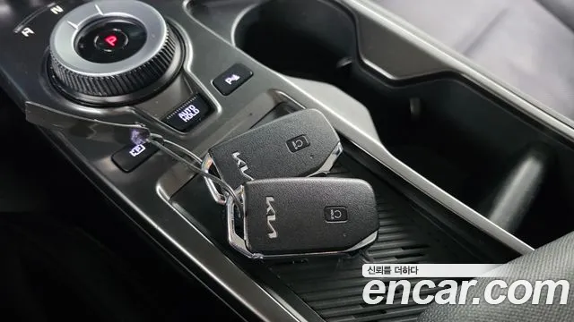 Kia EV6 — Фото автомобиля 29