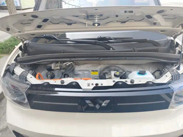 Wuling Hongguang Mini EV — Фото автомобиля 16