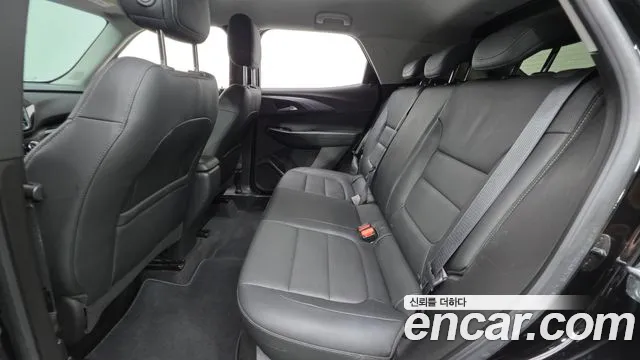 Chevrolet Trailblazer — Фото автомобиля 12