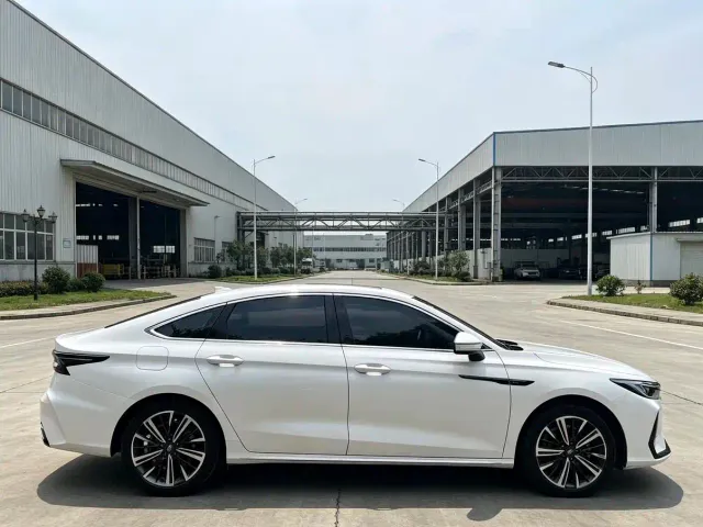 Chery Arrizo 8 — Фото автомобиля 6