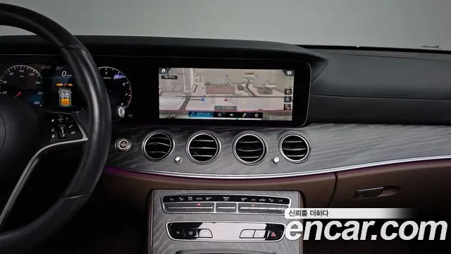 Mercedes-Benz E-Class W213 — Фото автомобиля 14