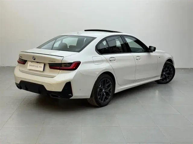 BMW 3 Series — Фото автомобиля 4