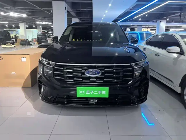 Ford Edge — Фото автомобиля 2