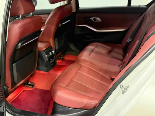 BMW 3 Series — Фото автомобиля 5