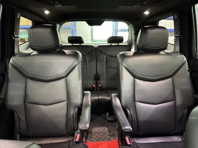 Cadillac XT6 — Фото автомобиля 11