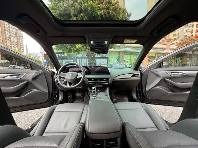 Cadillac CT5 — Фото автомобиля 29