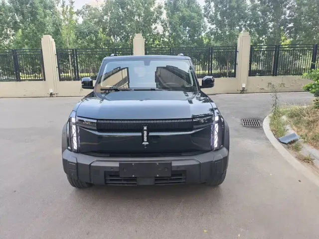 iCAR 03 — Фото автомобиля 2