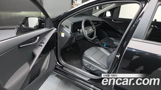 Kia Niro The All New Niro Prestige — Фото автомобиля 10