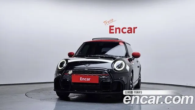 Mini Cooper — Фото автомобиля 3