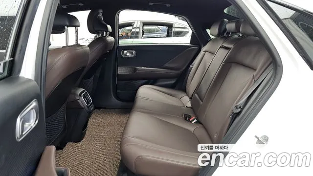 Hyundai Ioniq6 — Фото автомобиля 24