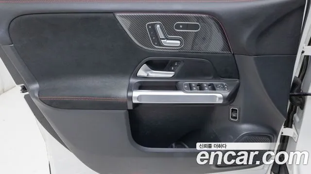 Mercedes-Benz GLB-Class X247 — Фото автомобиля 15
