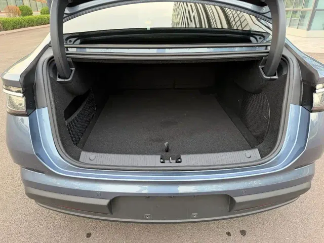 BYD Seal 07 DM-i — Фото автомобиля 13