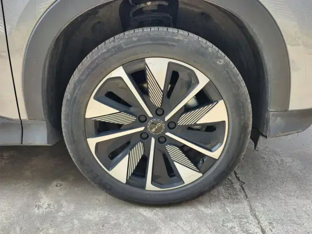 BYD Song PLUS — Фото автомобиля 6