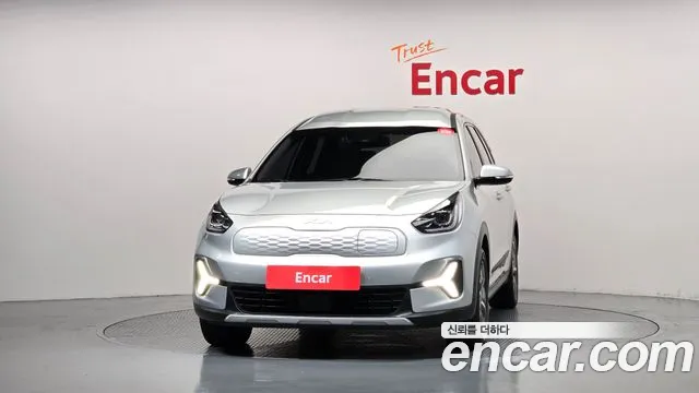 Kia Niro — Фото автомобиля 3