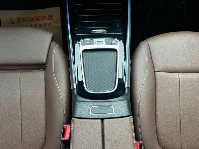Mercedes-Benz GLB-Class — Фото автомобиля 15