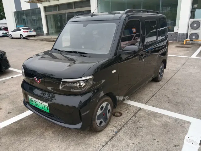 Фотография автомобиля — Wuling Zhiguang NEV