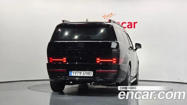Hyundai Santa Fe — Фото автомобиля 4
