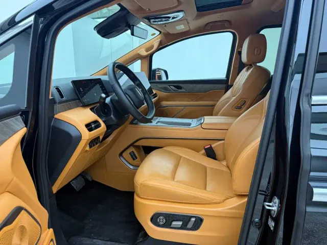 Wey Alpine — Фото автомобиля 6