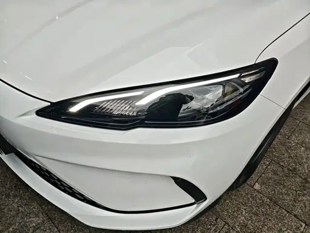 BYD Seal 05 DM-i — Фото автомобиля 23