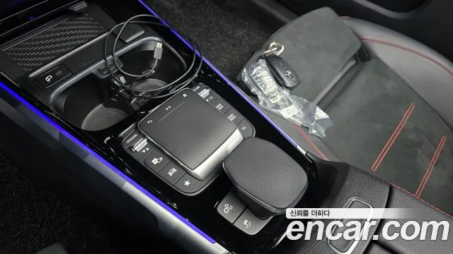 Mercedes-Benz GLB-Class — Фото автомобиля 18