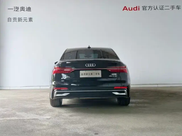 Audi A6L — Фото автомобиля 15