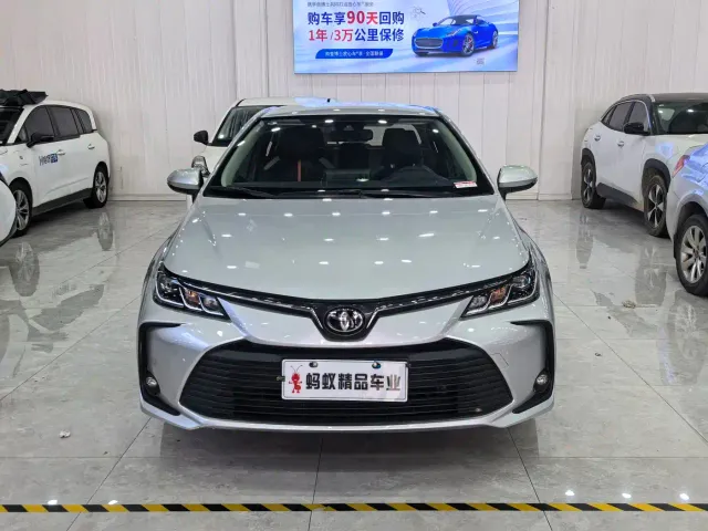 Toyota Corolla — Фото автомобиля 2