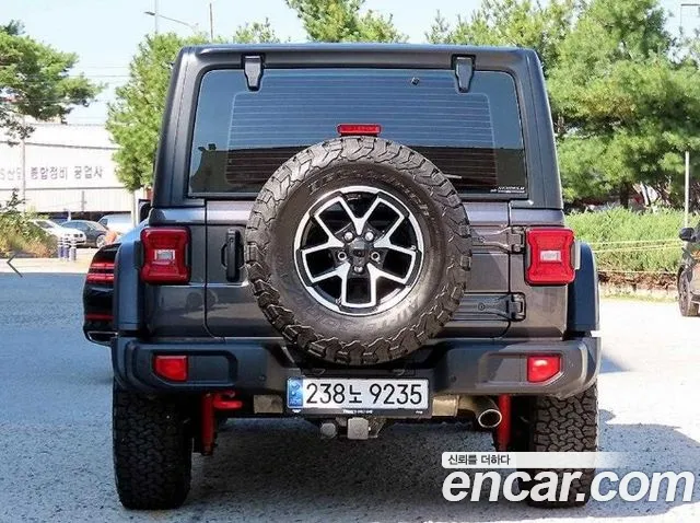 Jeep Wrangler JL — Фото автомобиля 4