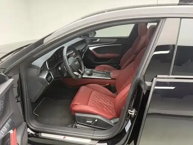 Audi A7L — Фото автомобиля 16