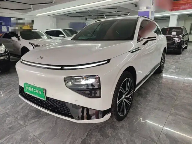 Фотография автомобиля — Xpeng G9