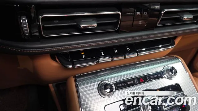 Lincoln Aviator 2nd Gen — Фото автомобиля 9