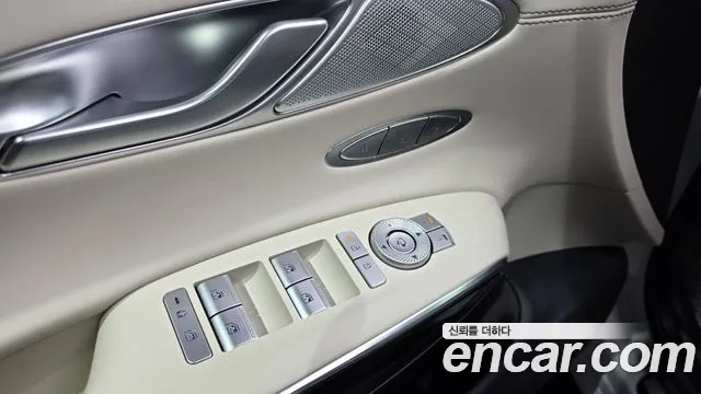 Genesis GV70 2.5T Бензин AWD — Фото автомобиля 21