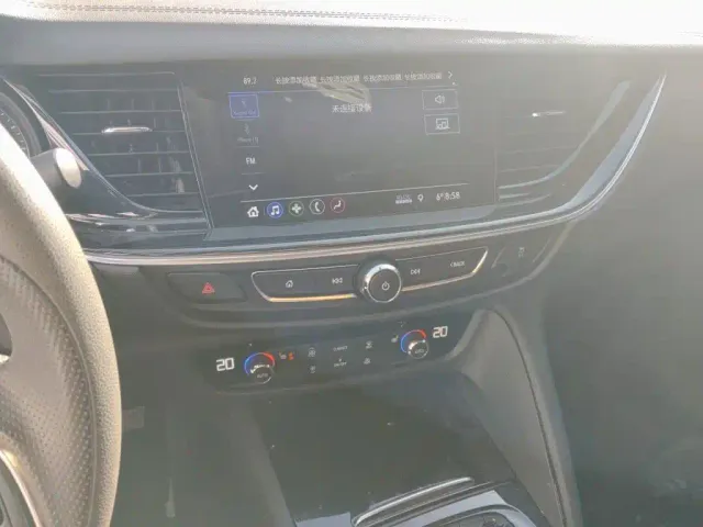 Buick Regal — Фото автомобиля 9