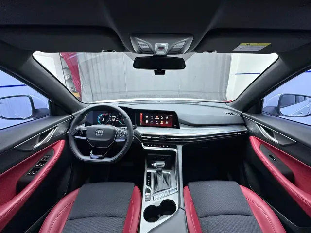 Changan CS35 Plus — Фото автомобиля 11