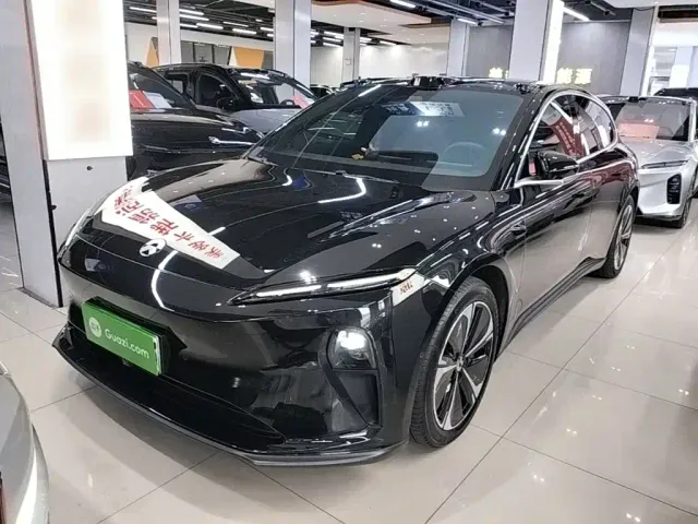 Фотография автомобиля — Nio ET5 Touring