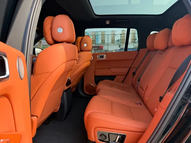 Li Auto L7 — Фото автомобиля 12