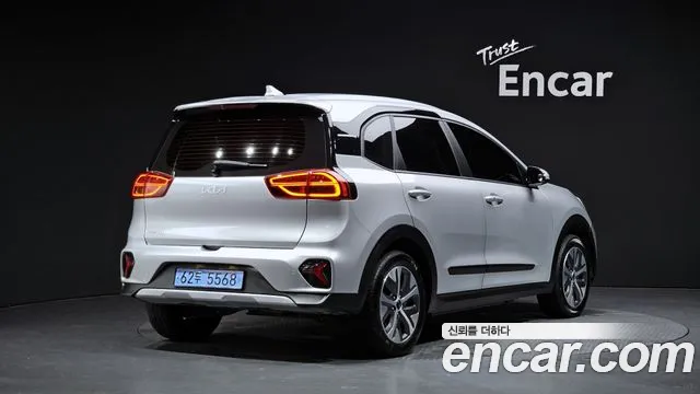 Фотография автомобиля — Kia Niro