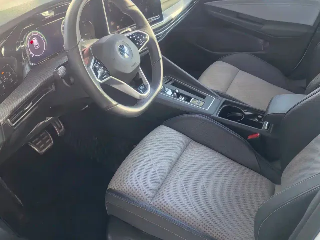 Volkswagen Golf — Фото автомобиля 5