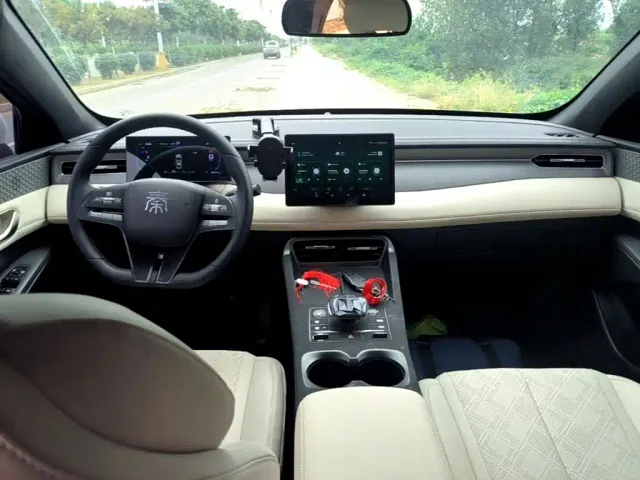 BYD Qin PLUS — Фото автомобиля 9