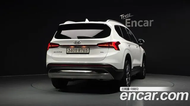 Hyundai Santafe — Фото автомобиля 4