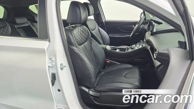 Hyundai Santafe Новый Santa Fe Дизель 2.2 2WD — Фото автомобиля 25