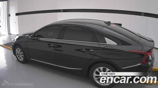 Kia K8 — Фото автомобиля 5