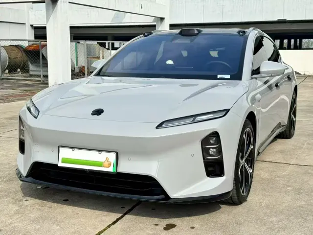 Фотография автомобиля — Nio ET5 Touring