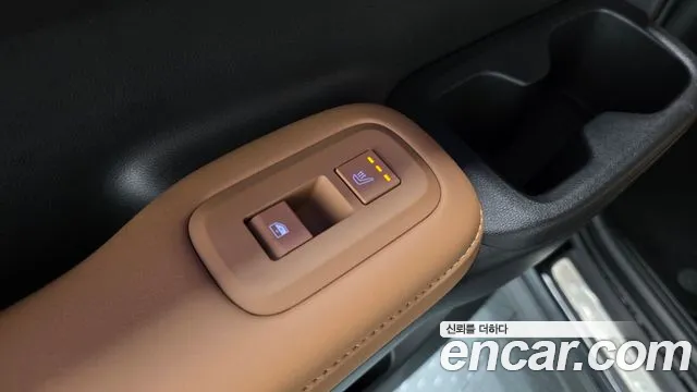 Hyundai Santa Fe MX5 — Фото автомобиля 28