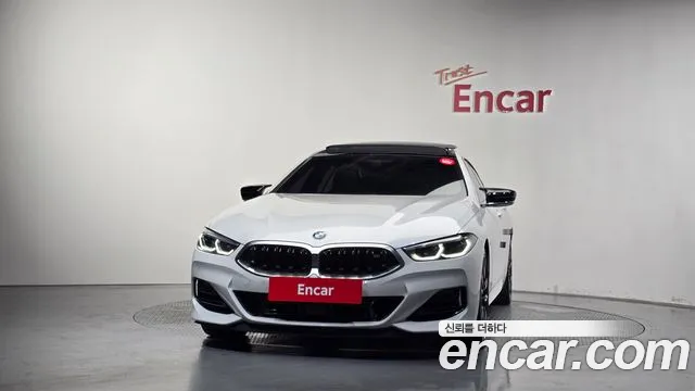 BMW 8 Series G15 — Фото автомобиля 3