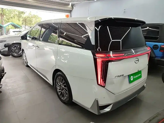 GAC Trumpchi M8 — Фото автомобиля 4