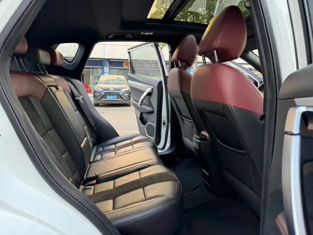 Geely Binyue 2021 Model 1.5TD DCT Star Glory Edition — Фото автомобиля 12