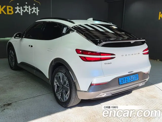 Genesis GV60 — Фото автомобиля 4