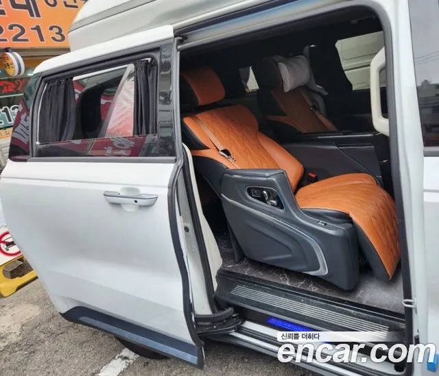 Kia Carnival — Фото автомобиля 15