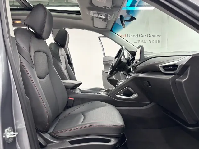 Chevrolet Orlando — Фото автомобиля 10